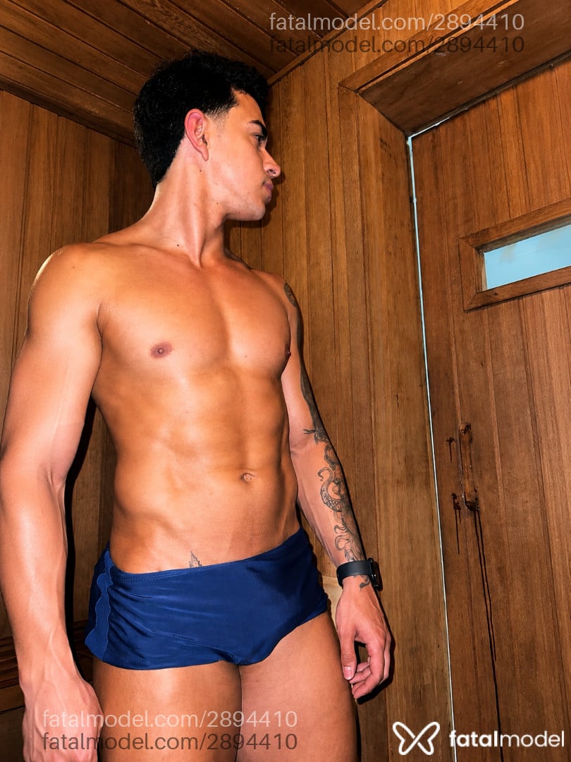 Acompanhante homem morena (o) de olhos castanhos - Lucas Mineiro