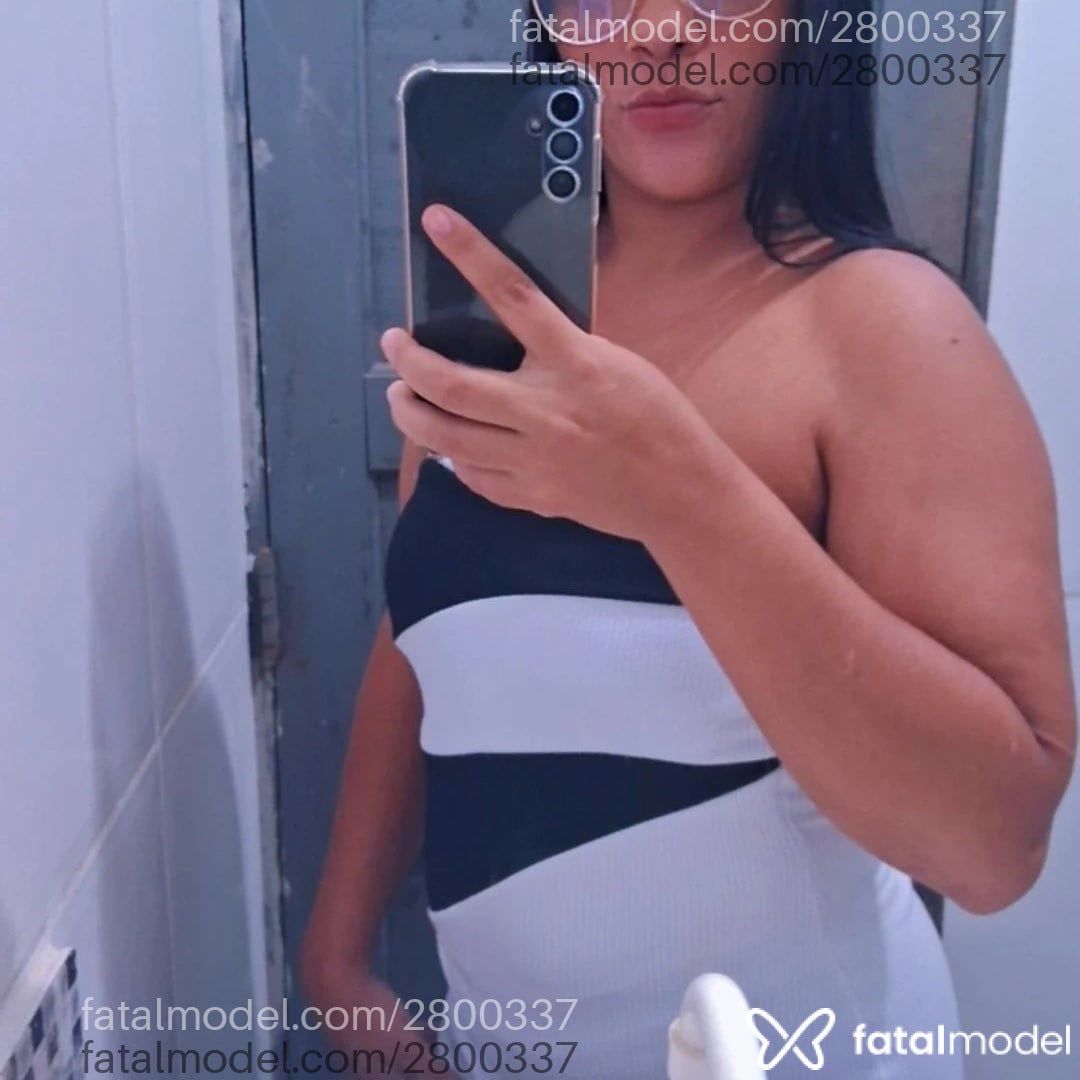 Acompanhante mulher com cabelo castanho de olhos castanhos em Campos de Júlio Acompanhante mulher com cabelo castanho de olhos castanhos em Campos de Júlio - Lorylyly