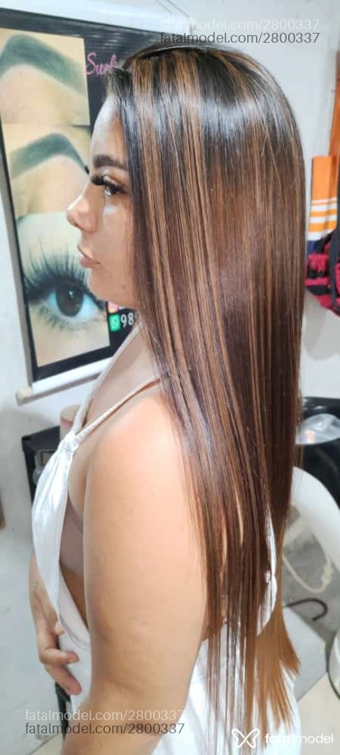 Acompanhante mulher com cabelo castanho de olhos castanhos em Campos de Júlio Acompanhante mulher com cabelo castanho de olhos castanhos em Campos de Júlio - Lorylyly