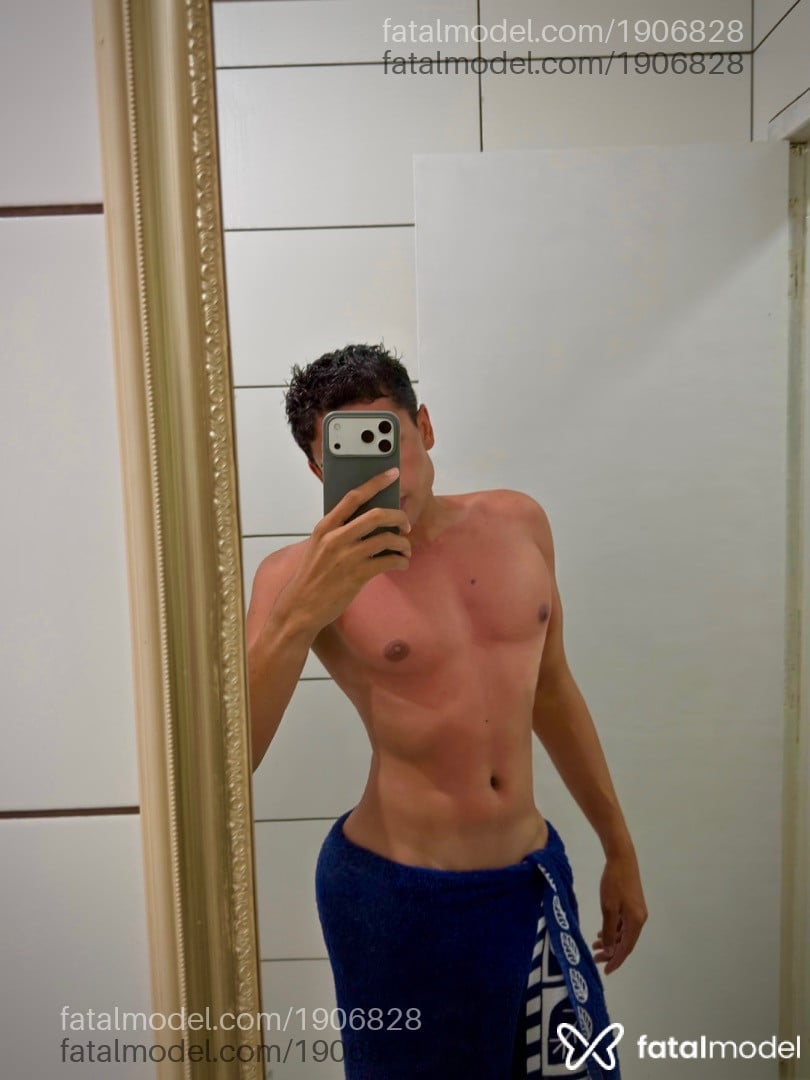 Acompanhante homem morena (o) de olhos castanhos em Rio de Janeiro Acompanhante homem morena (o) de olhos castanhos em Rio de Janeiro - Gustavo