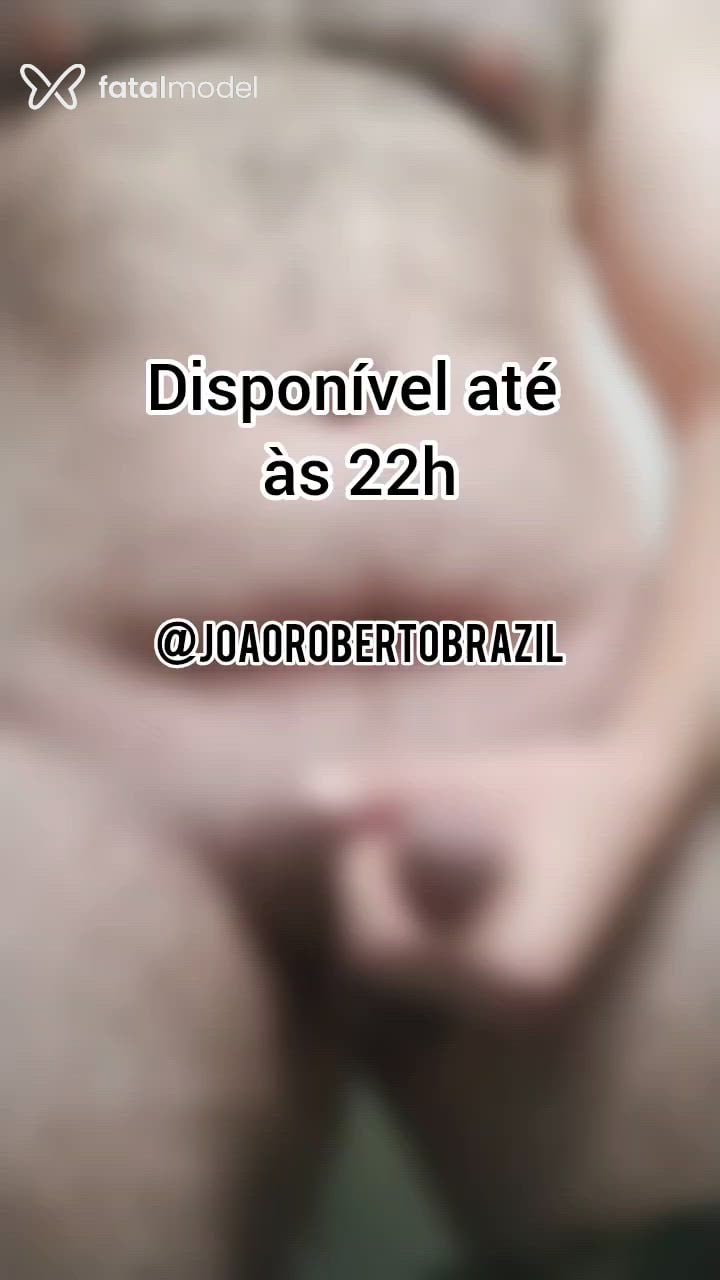 Acompanhante homem sem cabelo de olhos castanhos em Virtual Acompanhante homem sem cabelo de olhos castanhos em Virtual - João Roberto