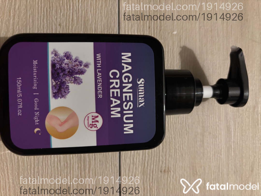 Acompanhante homem com cabelo castanho de olhos mel - Galego Acompanhante homem com cabelo castanho de olhos mel - Galego