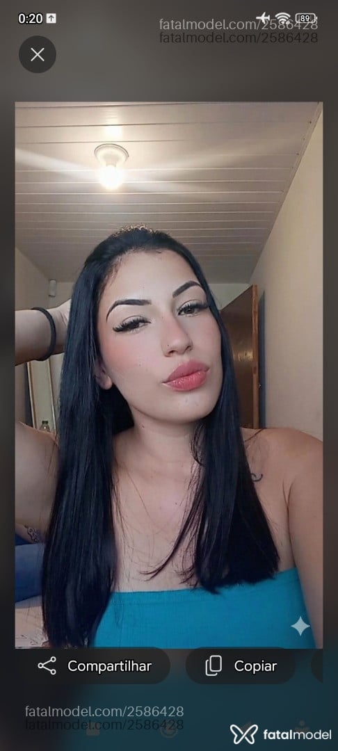 Acompanhante mulher ruiva (o) de olhos castanhos em Jaraguá do Sul - Lívia