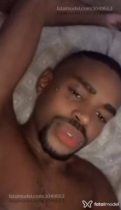 Acompanhante homem morena (o) de olhos pretos em São Paulo Acompanhante homem morena (o) de olhos pretos em São Paulo - Pedro
