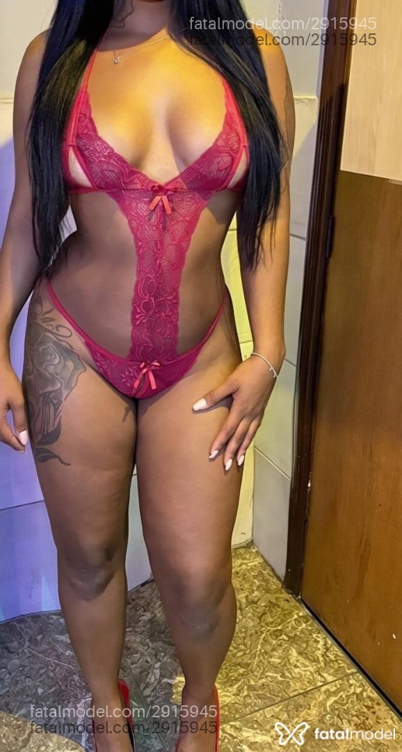 Acompanhante mulher morena (o) de olhos castanhos em São Paulo Acompanhante mulher morena (o) de olhos castanhos em São Paulo - Larissa Castelli