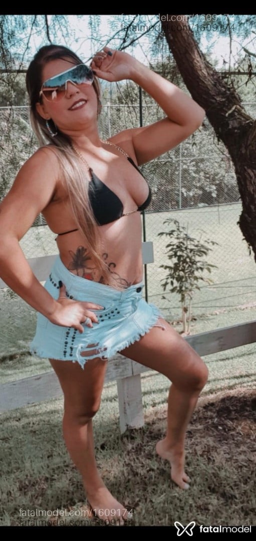 Acompanhante mulher loira (o) de olhos castanhos em Limeira - Gabby