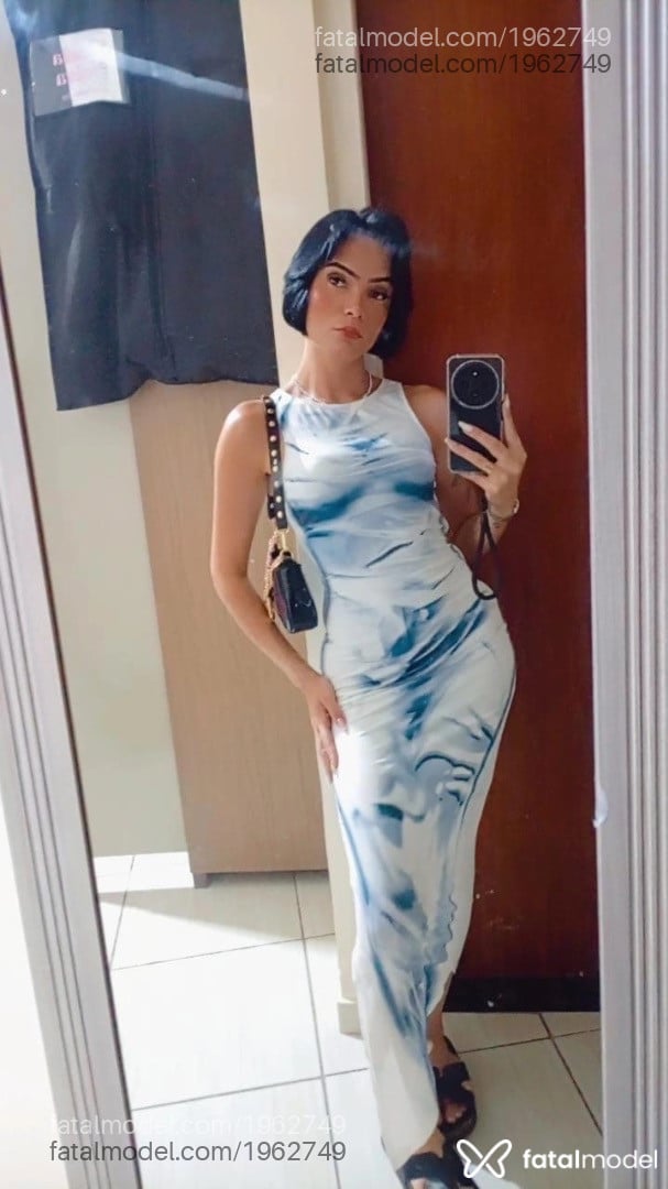 Acompanhante mulher loira (o) de olhos castanhos em Balneário Camboriú - Angel