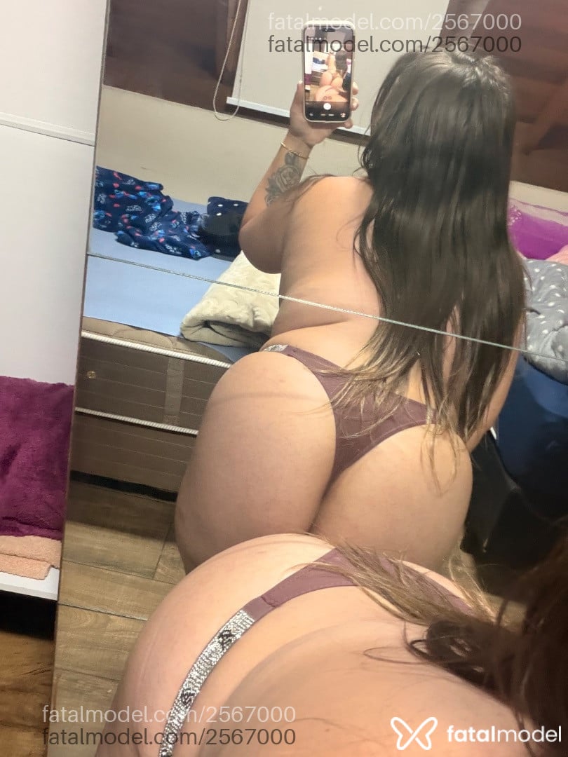 Acompanhante mulher loira (o) de olhos castanhos em Porto Alegre - Chelly Hoffman
