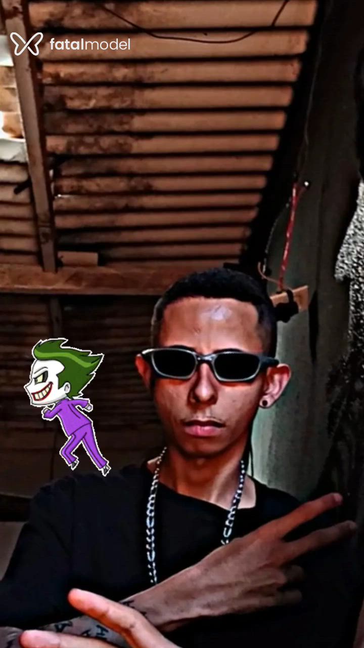 Acompanhante homem com cabelo castanho de olhos castanhos em Rio Verde Acompanhante homem com cabelo castanho de olhos castanhos em Rio Verde - Marcos