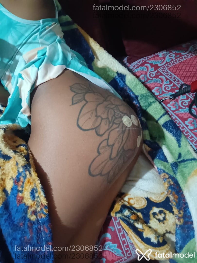 Acompanhante mulher morena (o) de olhos castanhos em Trindade - Letycia