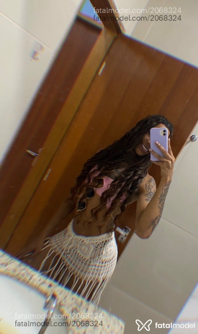 Acompanhante homem loira (o) de olhos castanhos em Inocência - Ysis Castro