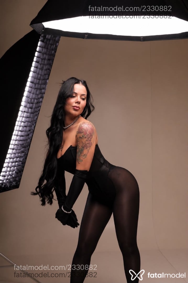 Acompanhante mulher morena (o) de olhos pretos - Agatha Mancinni Acompanhante mulher morena (o) de olhos pretos - Agatha Mancinni