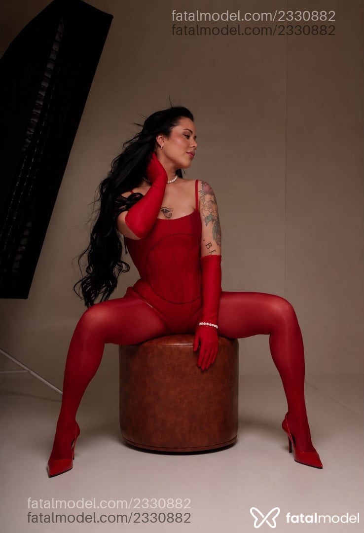 Acompanhante mulher morena (o) de olhos pretos - Agatha Mancinni Acompanhante mulher morena (o) de olhos pretos - Agatha Mancinni