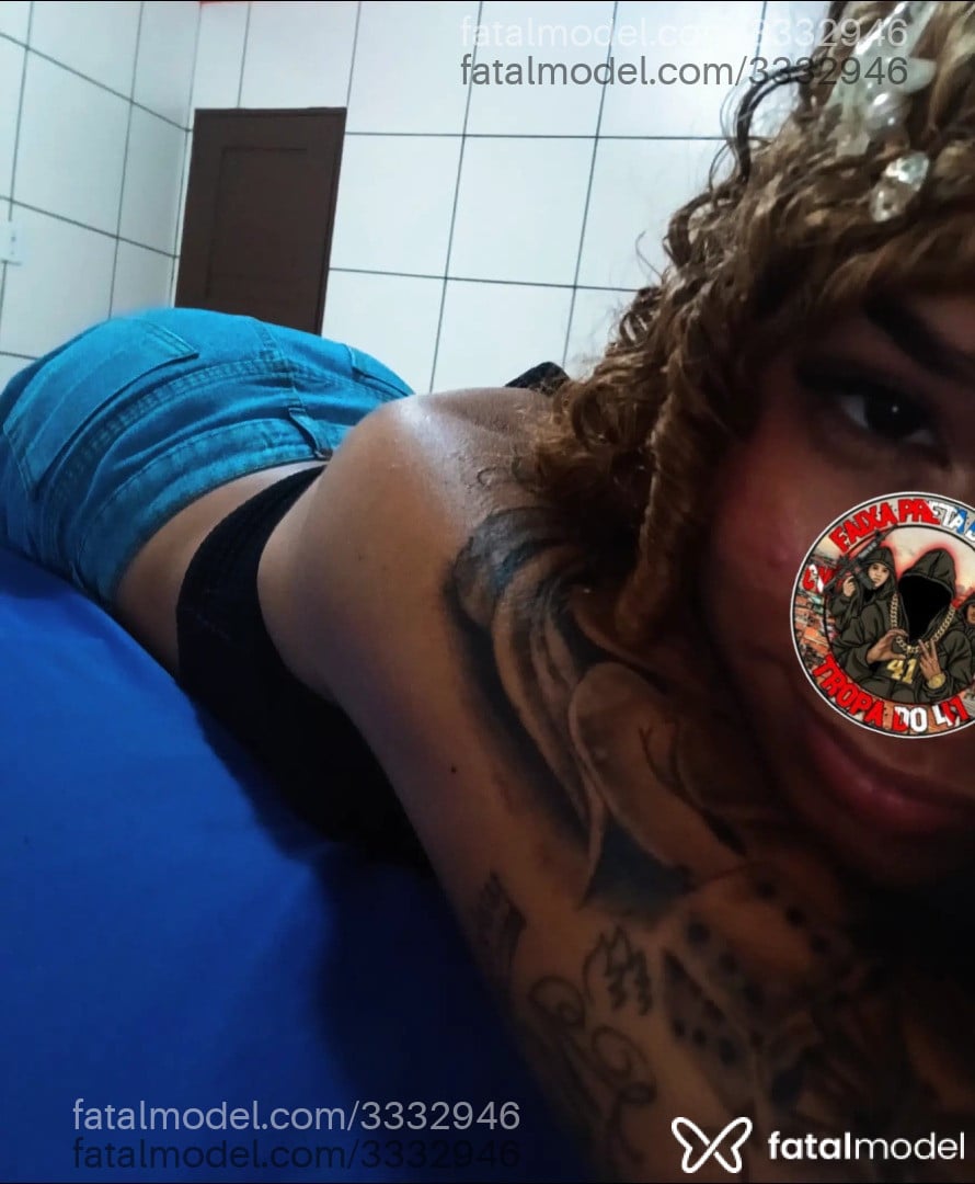 Acompanhante mulher trans loira (o) de olhos pretos em Bragança - Alicegatinha