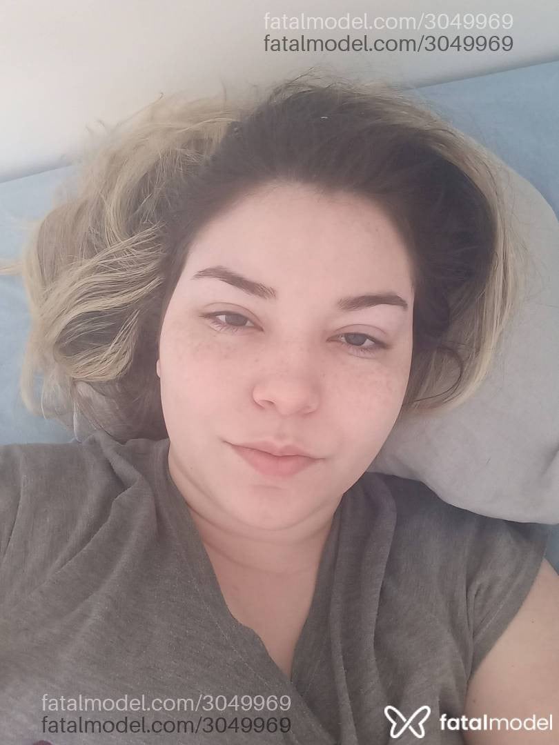 Acompanhante mulher loira (o) de olhos castanhos em São Paulo - Mulhersp
