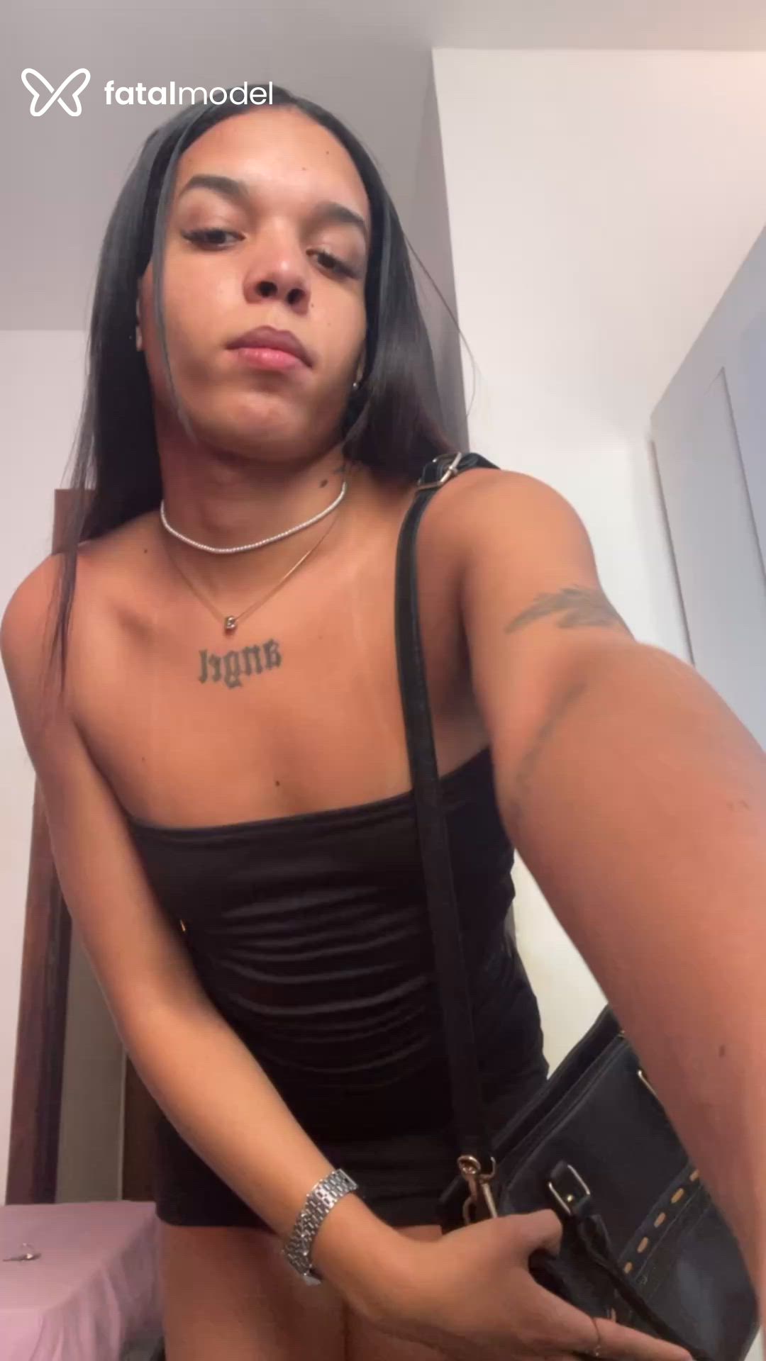 Acompanhante mulher trans morena (o) de olhos castanhos - Melyssa
