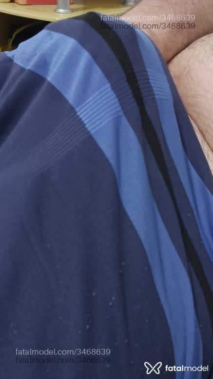 Acompanhante homem com cabelo castanho de olhos mel em Realeza - Godinfofin