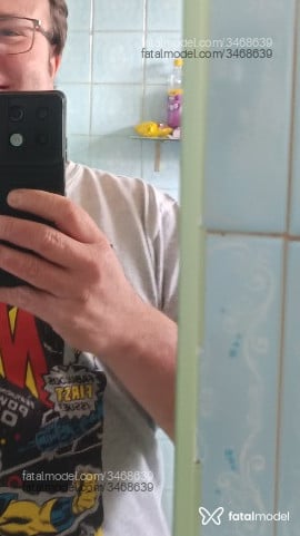Acompanhante homem com cabelo castanho de olhos mel em Realeza - Godinfofin