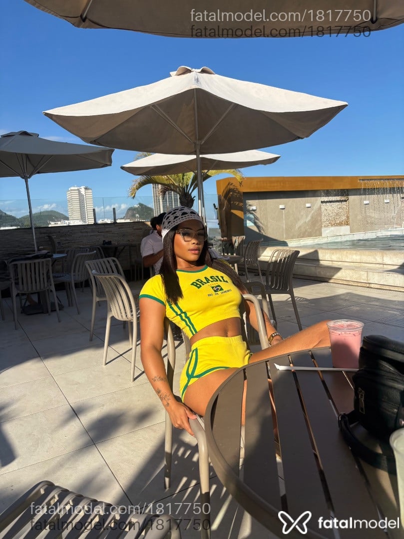 Acompanhante mulher com cabelo castanho de olhos pretos em Guarulhos Acompanhante mulher com cabelo castanho de olhos pretos em Guarulhos - Cleópatra