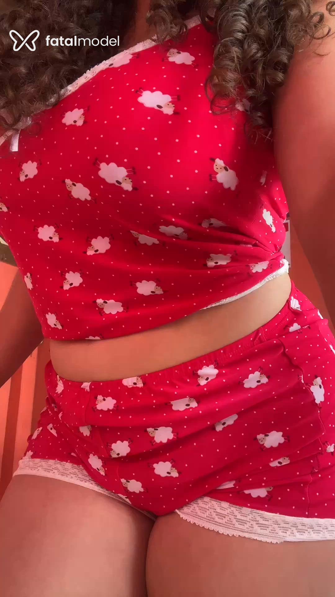 Acompanhante mulher com cabelo castanho de olhos castanhos - Bruna Gabrielle