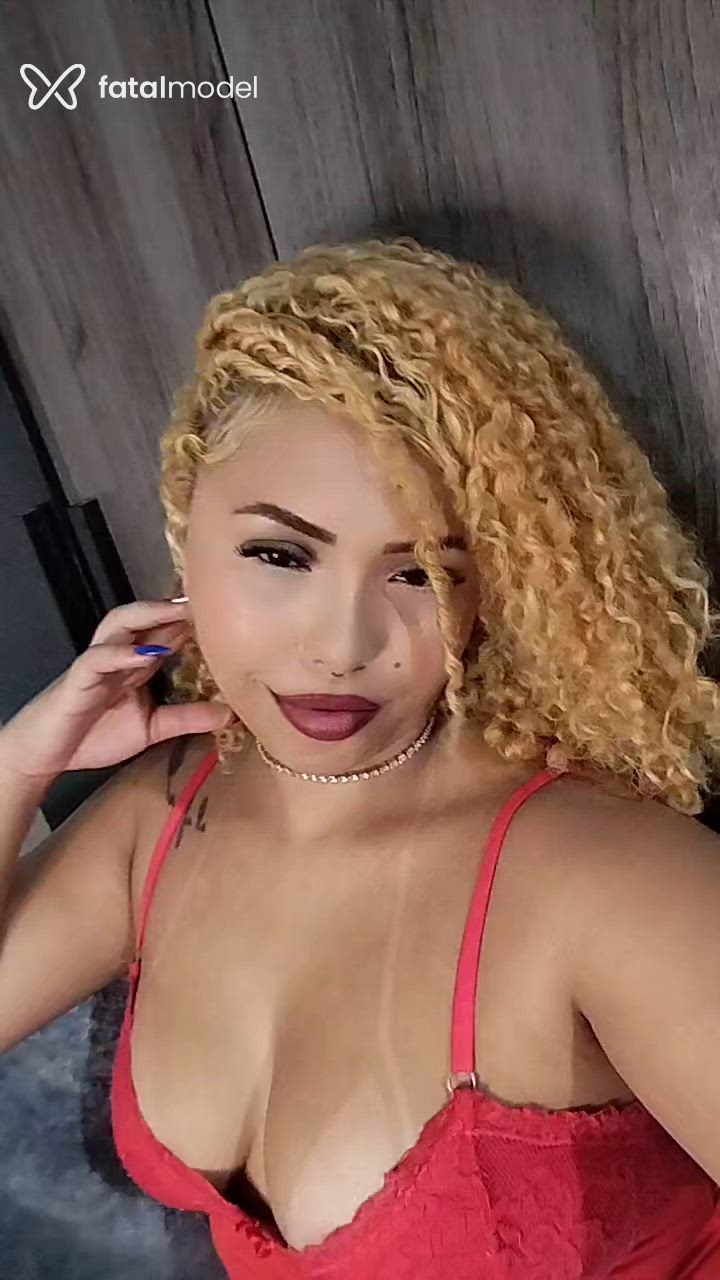 Acompanhante mulher ruiva (o) de olhos castanhos em Fortaleza Acompanhante mulher ruiva (o) de olhos castanhos em Fortaleza - Jobruivinha