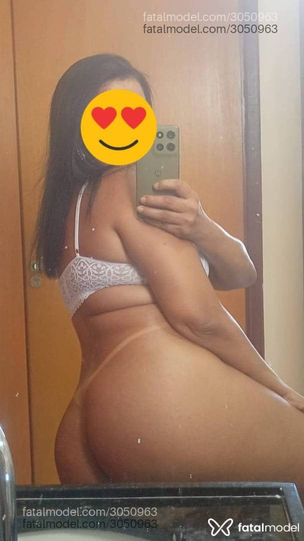 Acompanhante mulher morena (o) de olhos castanhos - Ravena