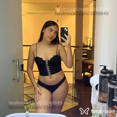 Acompanhante mulher morena (o) de olhos castanhos em Virtual Acompanhante mulher morena (o) de olhos castanhos em Virtual - sexykelly