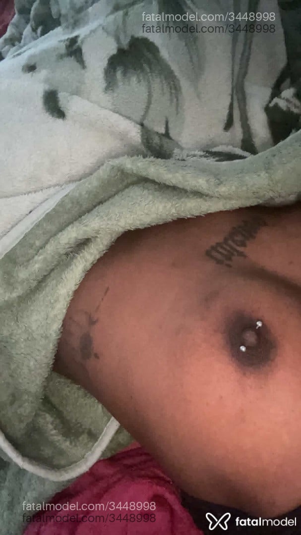 Acompanhante mulher com cabelo castanho de olhos pretos em São Paulo - Goddess