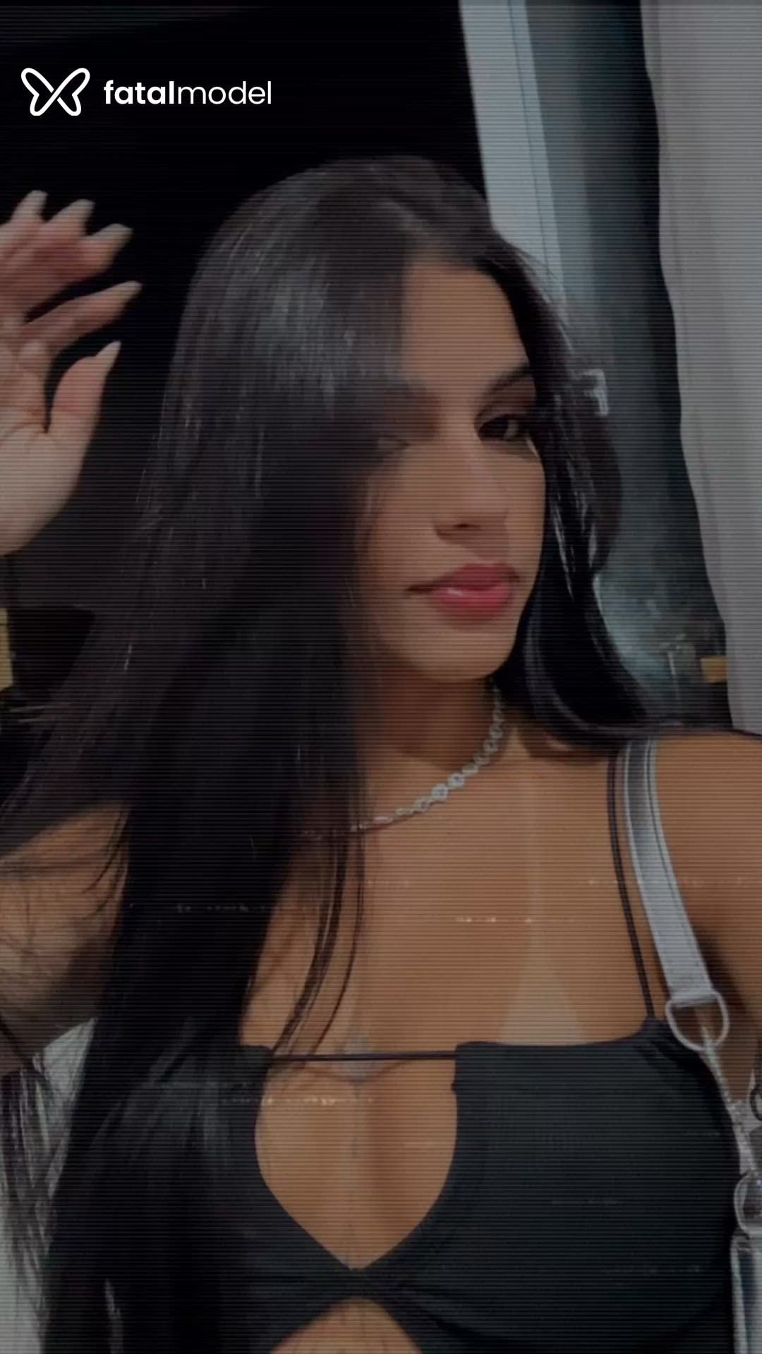 Acompanhante mulher morena (o) de olhos castanhos em Virtual Acompanhante mulher morena (o) de olhos castanhos em Virtual - Lara Barreto