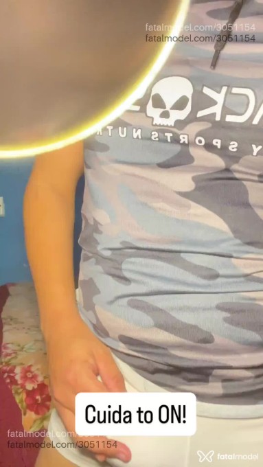 Acompanhante homem com cabelo castanho de olhos castanhos em Virtual - Yock Boys