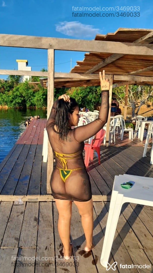 Acompanhante mulher morena (o) de olhos castanhos em Manaus Acompanhante mulher morena (o) de olhos castanhos em Manaus - Lourrana