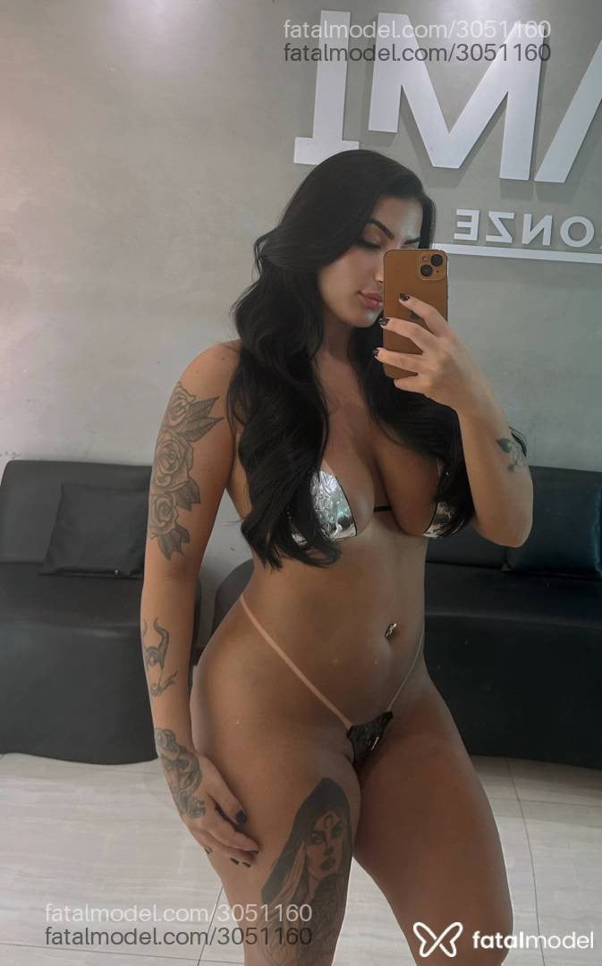 Acompanhante mulher morena (o) de olhos verdes em Linhares - Antonella
