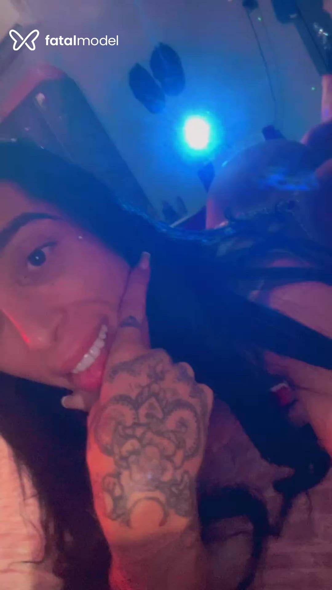 Acompanhante travesti morena (o) de olhos castanhos em Novo Hamburgo Acompanhante travesti morena (o) de olhos castanhos em Novo Hamburgo - Nicolle Porto