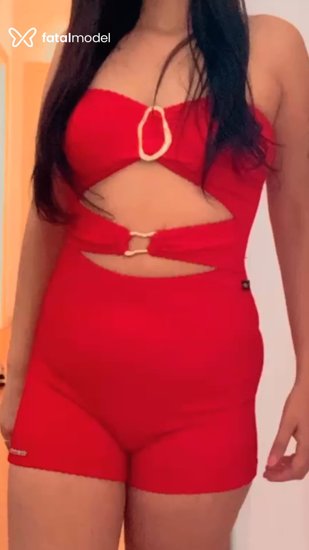 Acompanhante mulher com cabelo castanho de olhos castanhos em Farroupilha Acompanhante mulher com cabelo castanho de olhos castanhos em Farroupilha - Bruna
