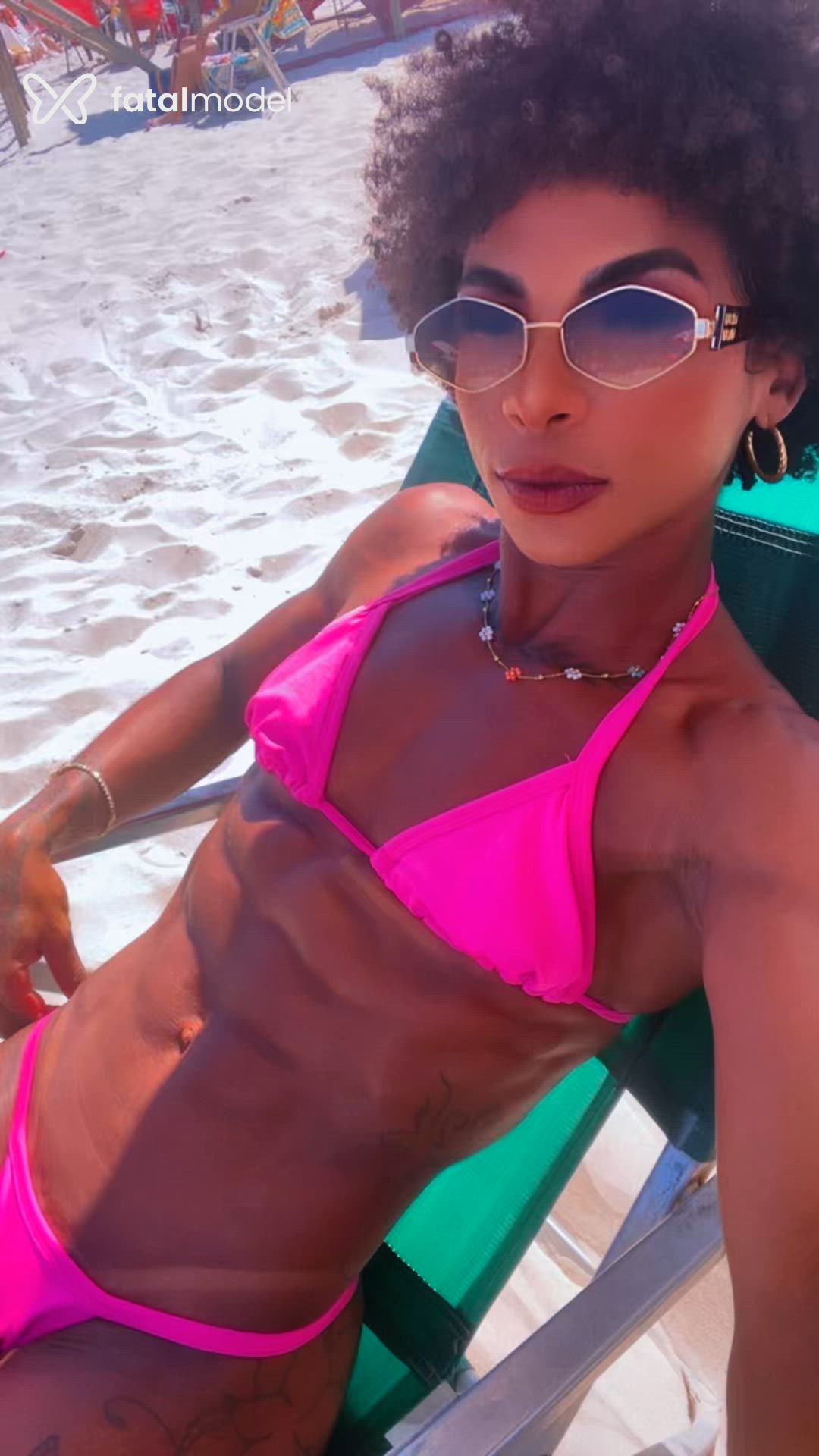 Acompanhante mulher morena (o) de olhos pretos em Rio de Janeiro Acompanhante mulher morena (o) de olhos pretos em Rio de Janeiro - Manuela Villela