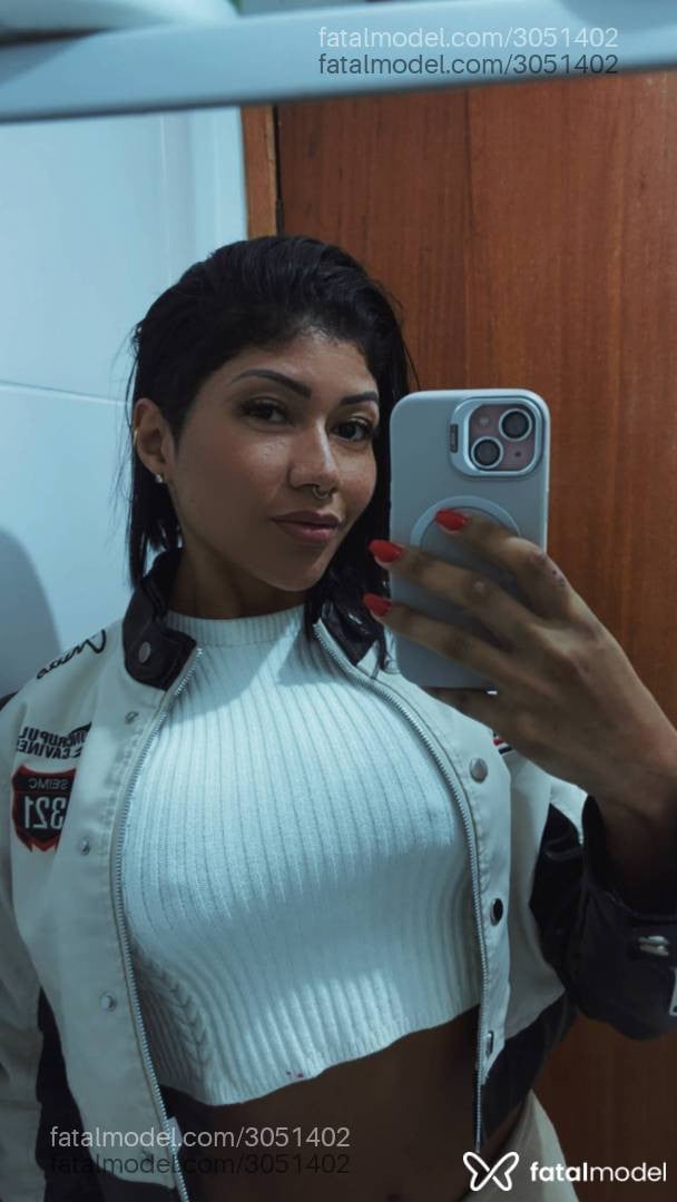 Acompanhante mulher morena (o) de olhos castanhos em Rio de Janeiro - Júlia Sale