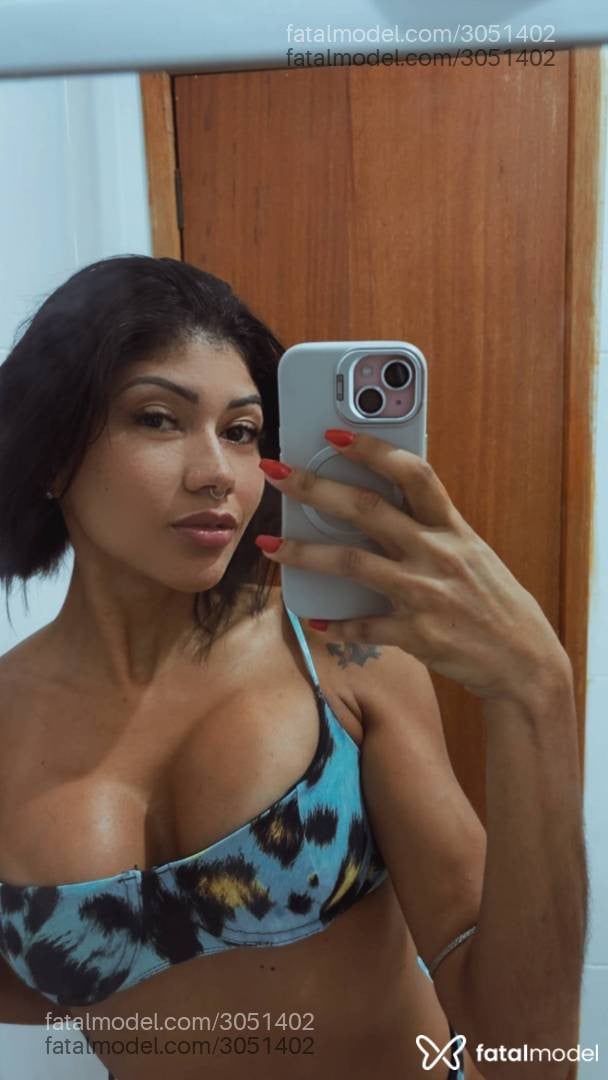 Acompanhante mulher morena (o) de olhos castanhos em Rio de Janeiro - Júlia Sale