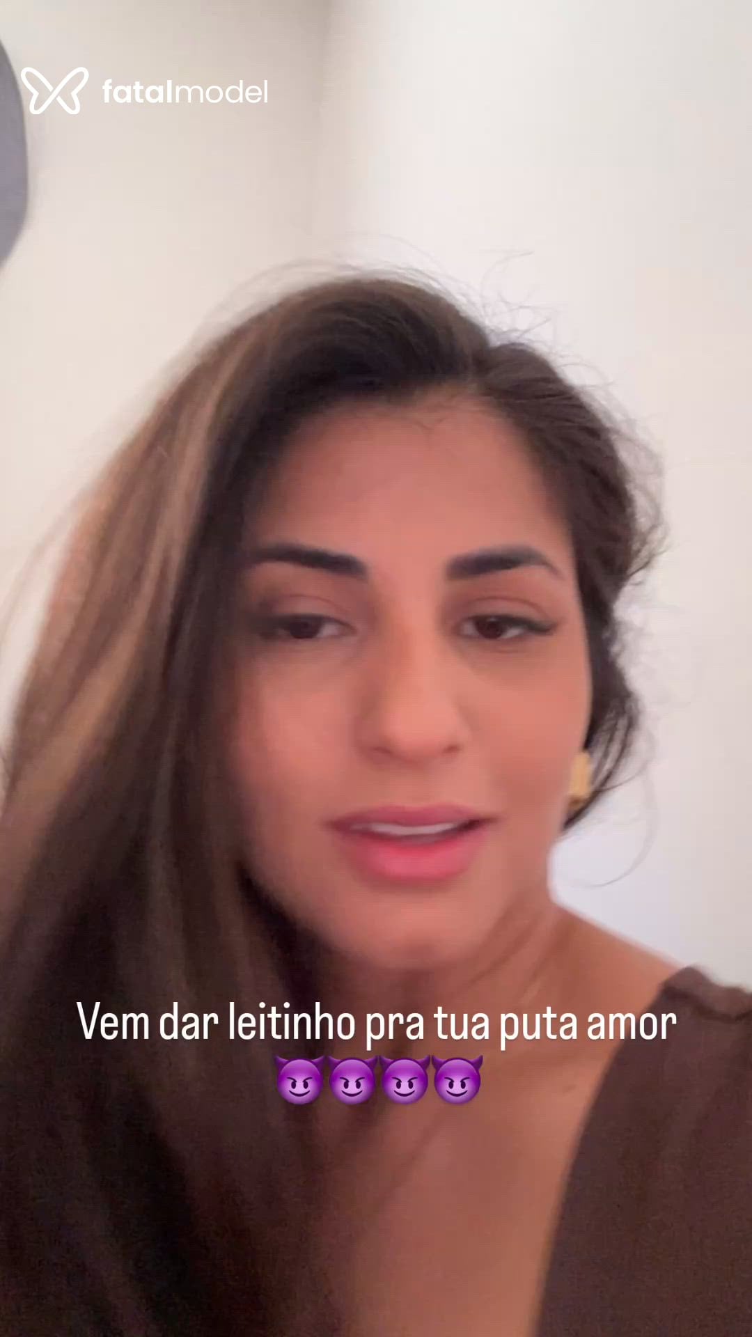Acompanhante mulher com cabelo castanho de olhos castanhos - Sabrina