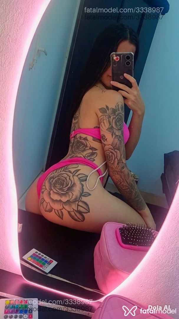Acompanhante mulher morena (o) de olhos verdes - Larissa Salles