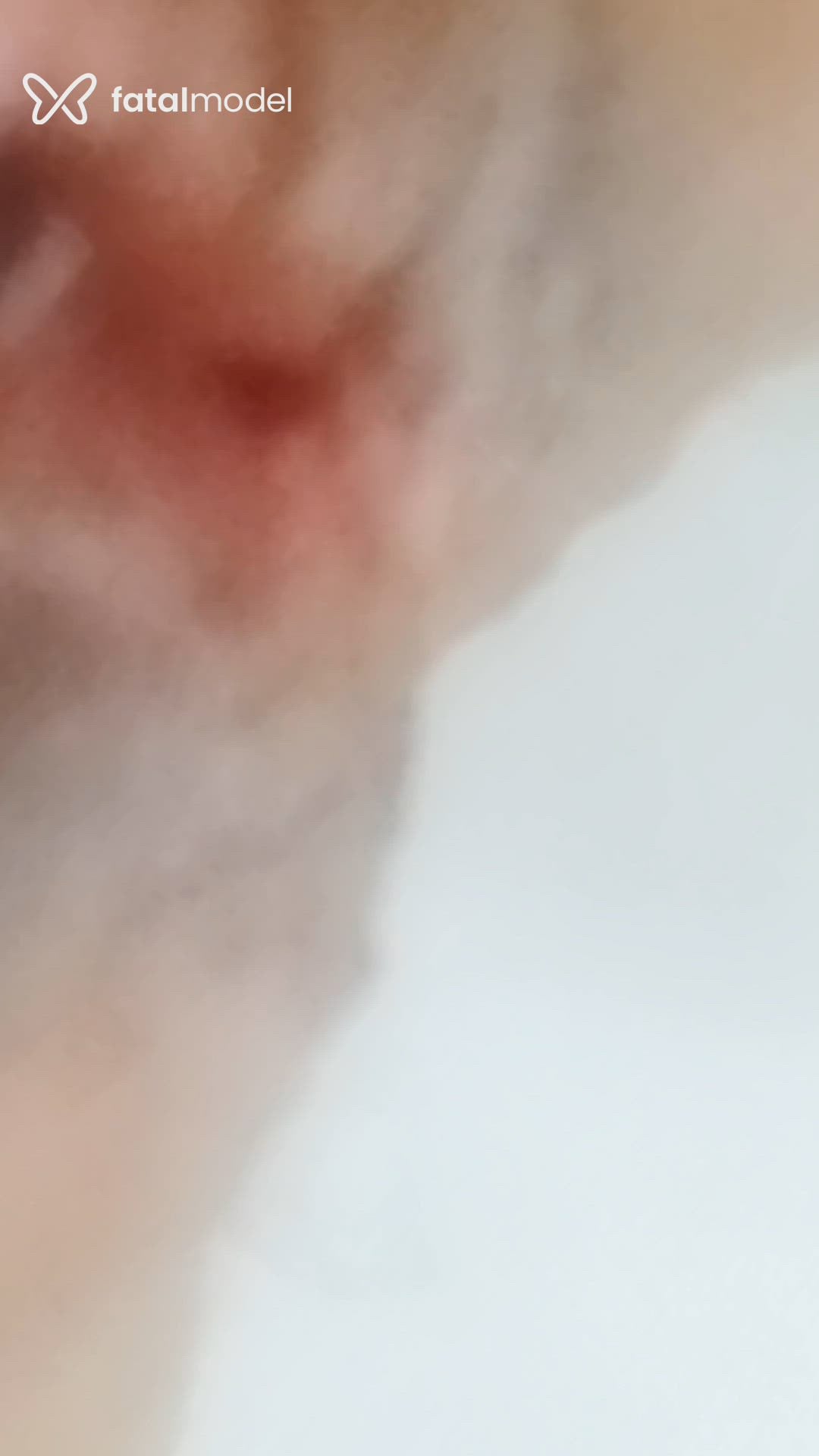 Acompanhante mulher com cabelo castanho de olhos castanhos em Barreiras Acompanhante mulher com cabelo castanho de olhos castanhos em Barreiras - Vitória Streaming