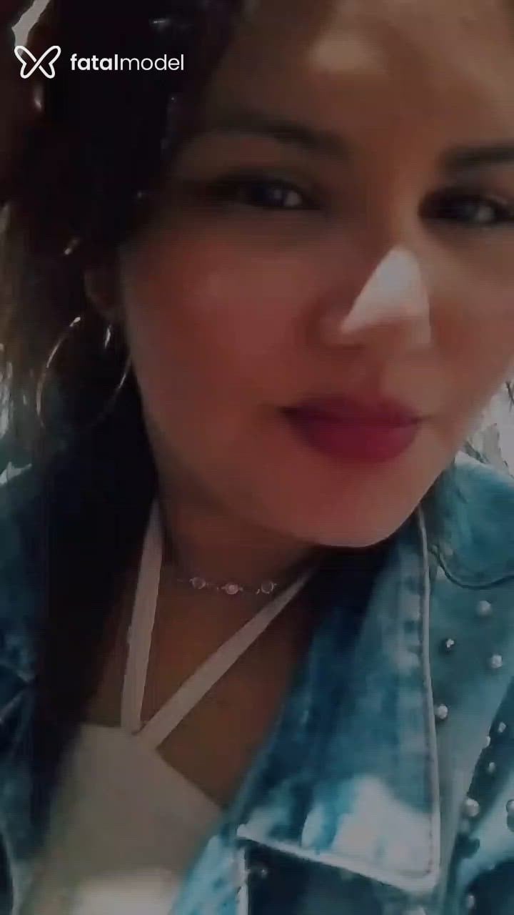 Acompanhante mulher morena (o) de olhos castanhos em Uberaba Acompanhante mulher morena (o) de olhos castanhos em Uberaba - Maysse