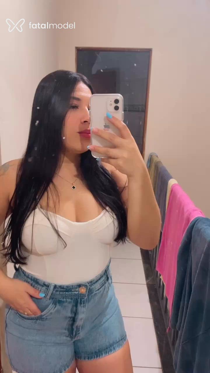 Acompanhante mulher morena (o) de olhos castanhos - Soraya