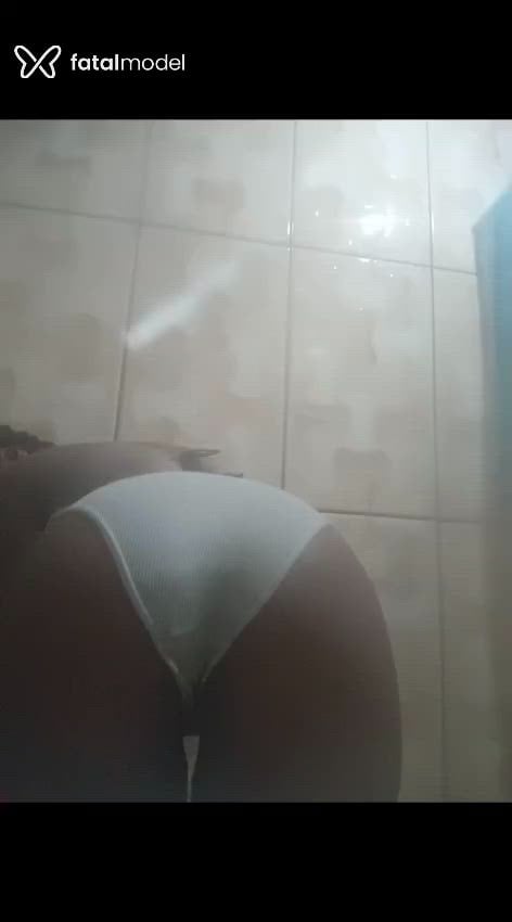 Acompanhante mulher com cabelo castanho de olhos castanhos em Volta Redonda - Mary