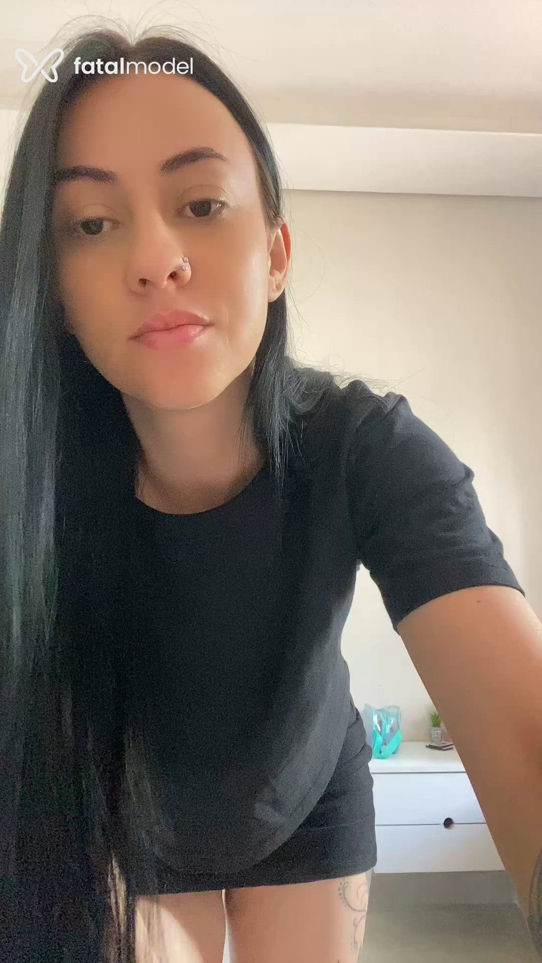 Acompanhante mulher com cabelo castanho de olhos castanhos em São Paulo Acompanhante mulher com cabelo castanho de olhos castanhos em São Paulo - Eloah Zanini
