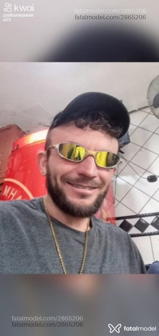 Acompanhante homem loira (o) de olhos verdes em Sarandi Acompanhante homem loira (o) de olhos verdes em Sarandi - Elipereira