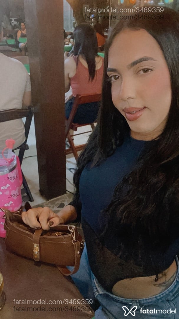 Acompanhante mulher trans morena (o) de olhos castanhos em João Pessoa Acompanhante mulher trans morena (o) de olhos castanhos em João Pessoa - Evellyn