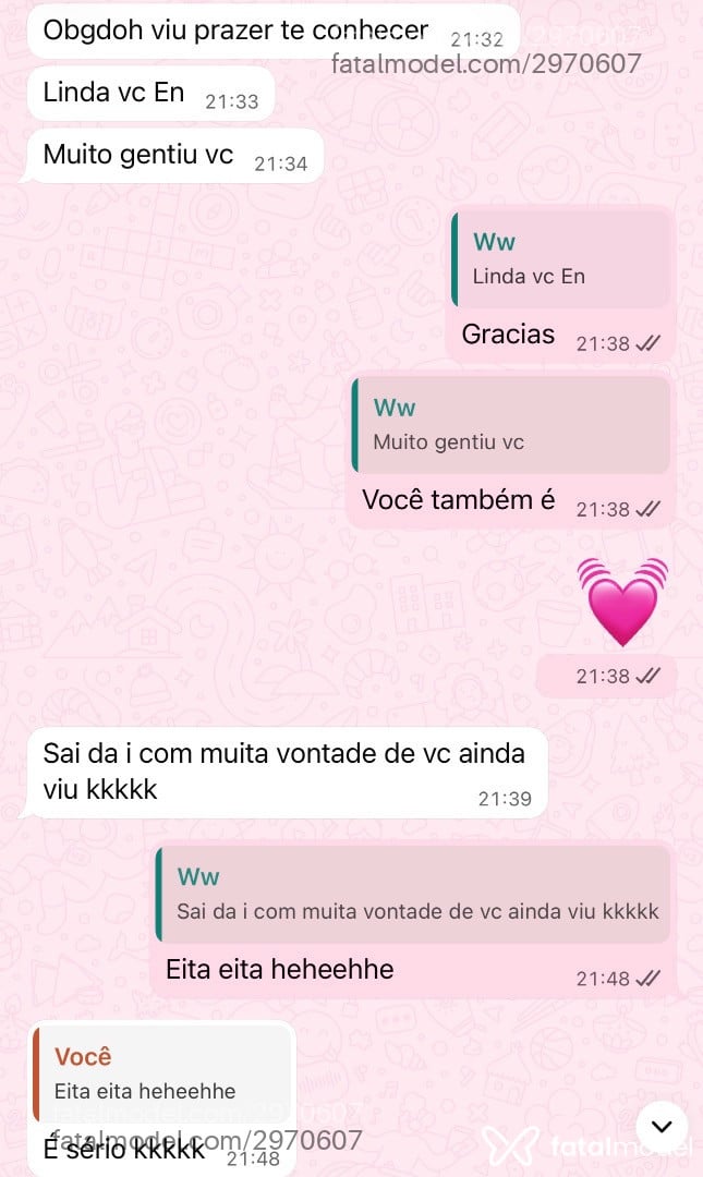 Acompanhante mulher morena (o) de olhos castanhos em Ji-Paraná - Joyce Martins