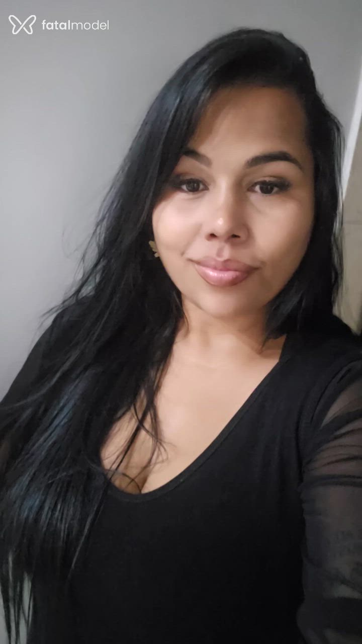 Acompanhante mulher morena (o) de olhos castanhos em Vitória - Isabella Pluss