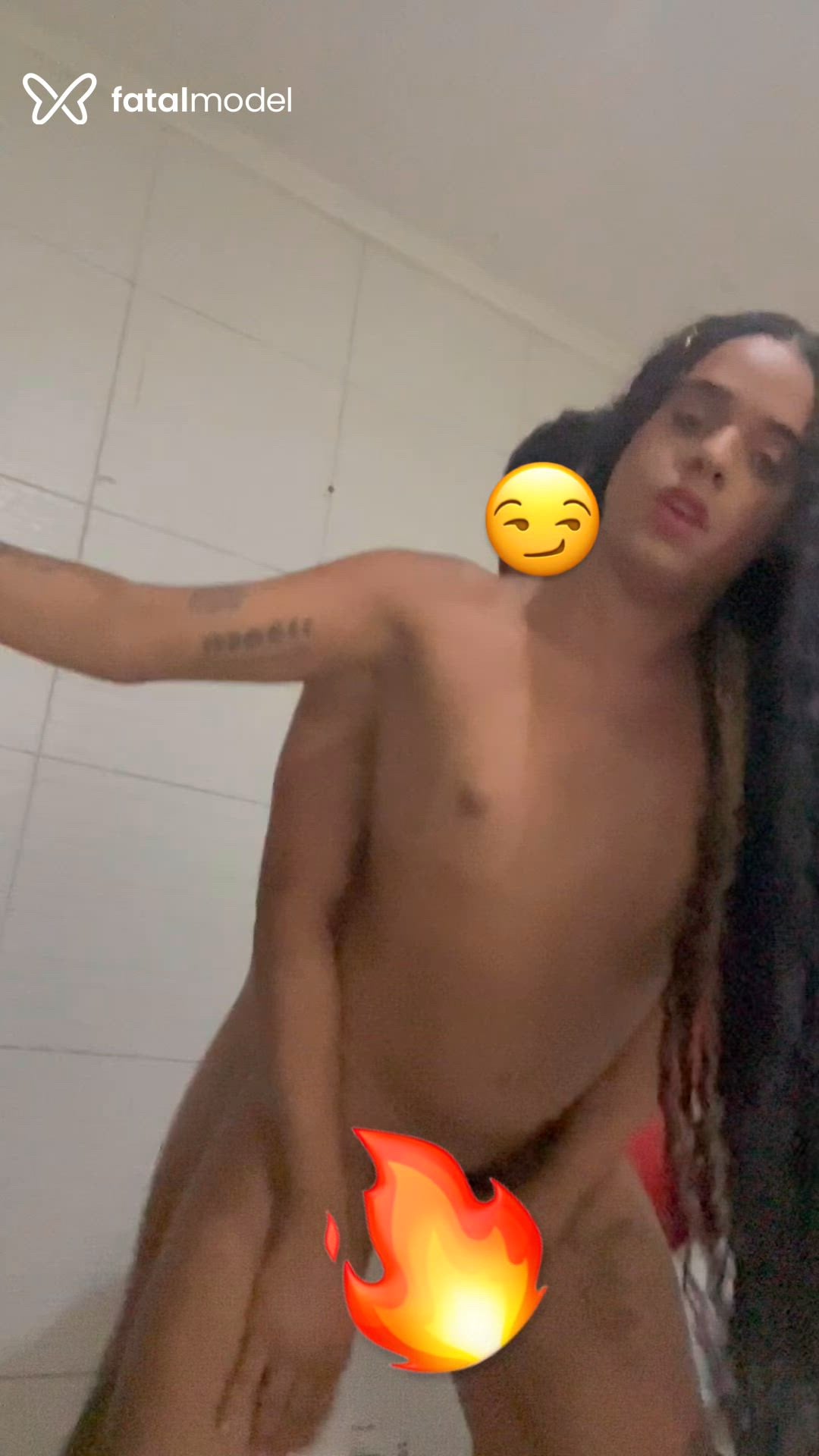 Acompanhante mulher trans morena (o) de olhos castanhos - Eduarda