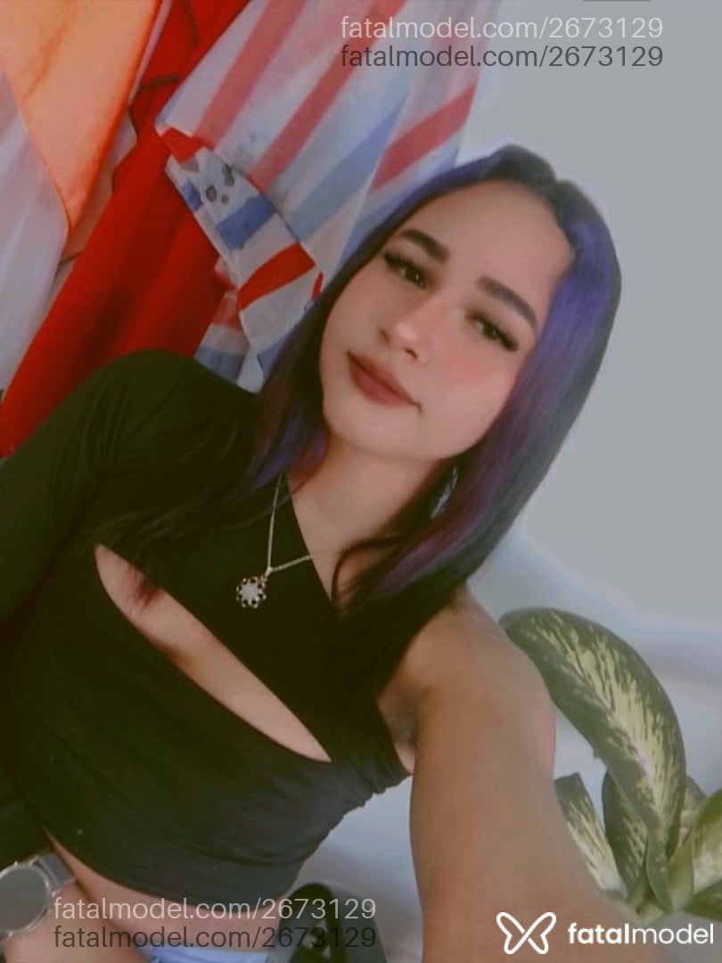 Acompanhante mulher trans com cabelo castanho de olhos castanhos em Sarandi Acompanhante mulher trans com cabelo castanho de olhos castanhos em Sarandi - Bella Brown